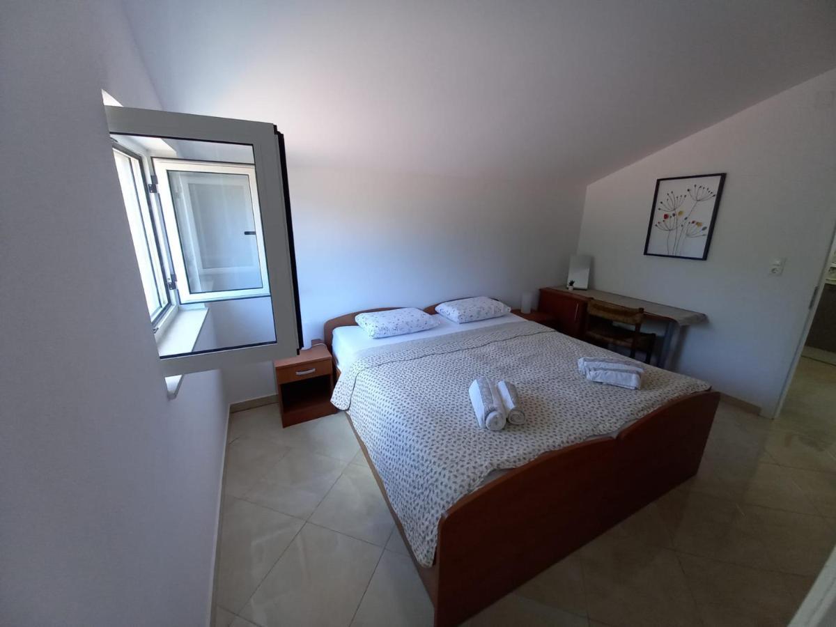 Apartman Marina Sa Parkingom Jelsa  Zewnętrze zdjęcie